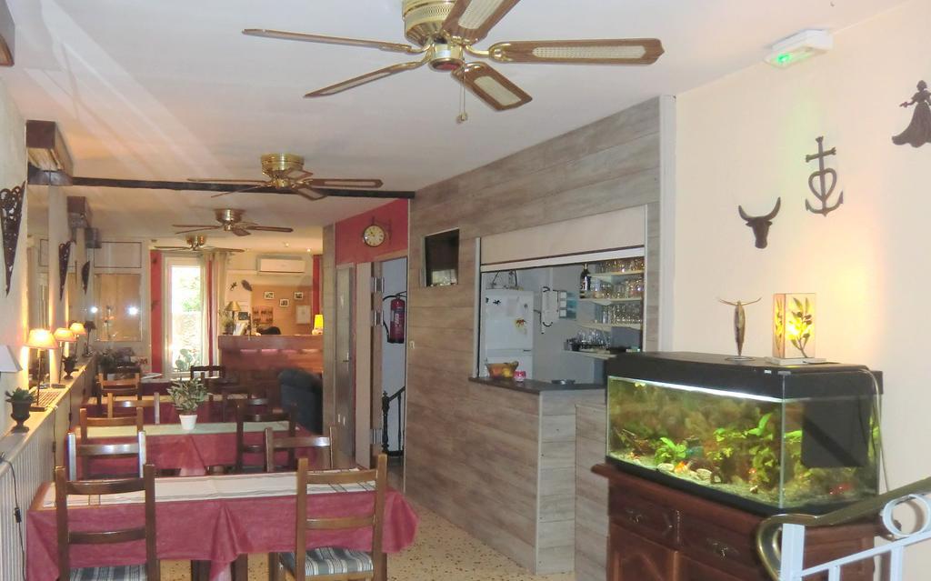 西加拉酒店 Villeneuve-lès-Béziers 外观 照片